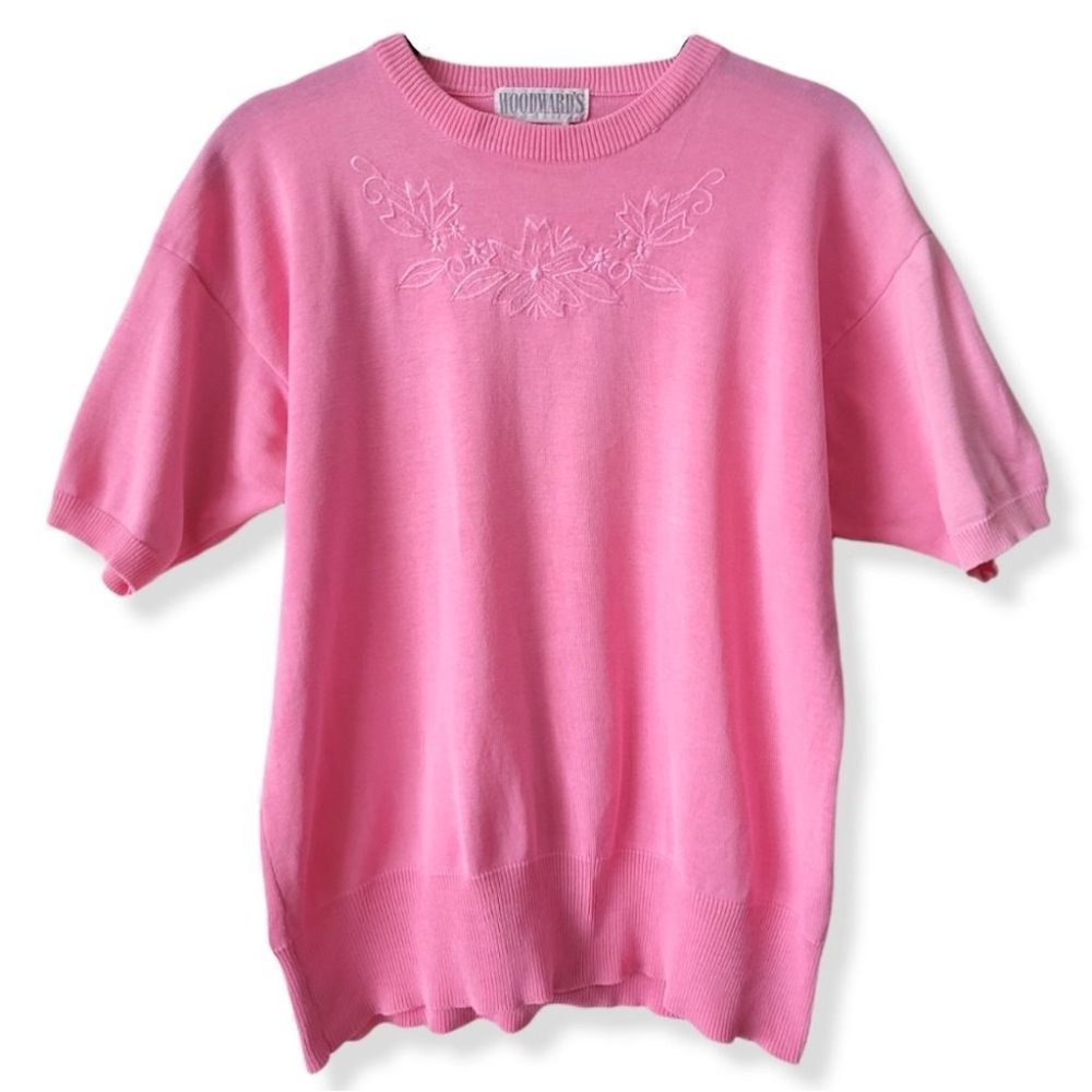 VINTAGE Woodward's Short Sleeve Embroidered Neckline Knit Pink Sweater